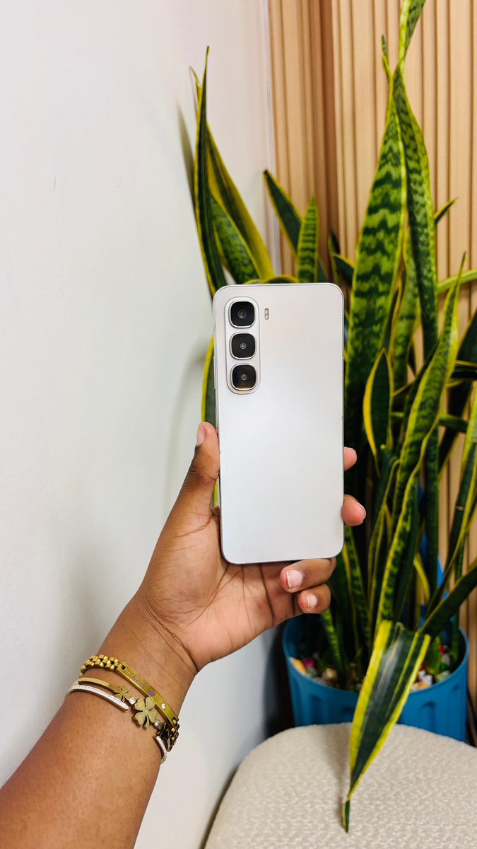 Phone Express Kenya tweet media