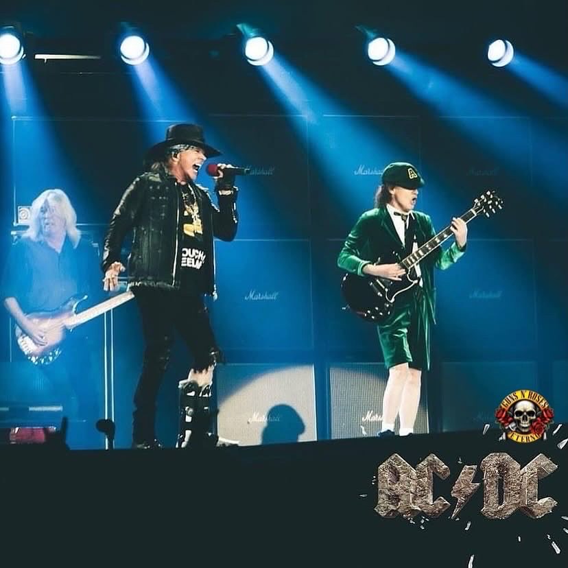 gnreternobr's tweet photo. 19 de maio de 2016, show de @acdc com Axl Rose no Estádio Ernst-Happel, Viena, Áustria 🇦🇹 #acdc #axldc⚡️ #axlrose #gnfnr
📷 Kat Benzova / crédito ao dono https://t.co/OyAHZjmuUt