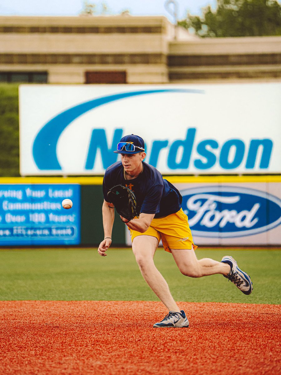 ToledoBaseball's tweet photo. 📍Avon https://t.co/yCtKfsf3dr