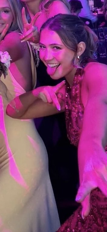 HowLuckyJack's tweet photo. This is someone's slut sister Liz, enjoy her https://t.co/PKHQ8xYyTh
