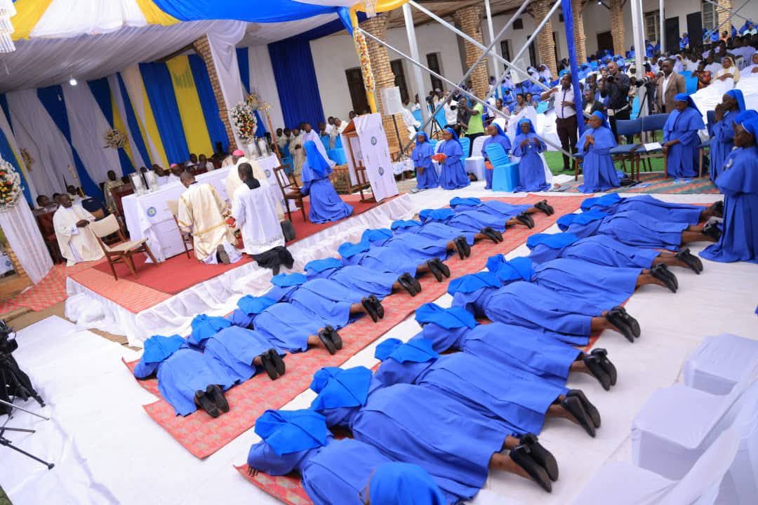 Ugandan Catholics Online tweet media