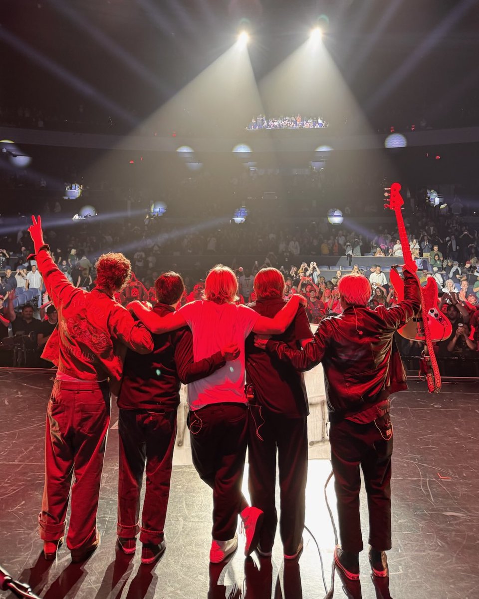 Switchfoot tweet media