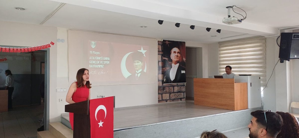 rakinmtal's tweet photo. 19 Mayıs Atatürk’ü Anma ,Gençlik ve Spor Bayramımız kutlu olsun🇹🇷 https://t.co/58YtExJAWK