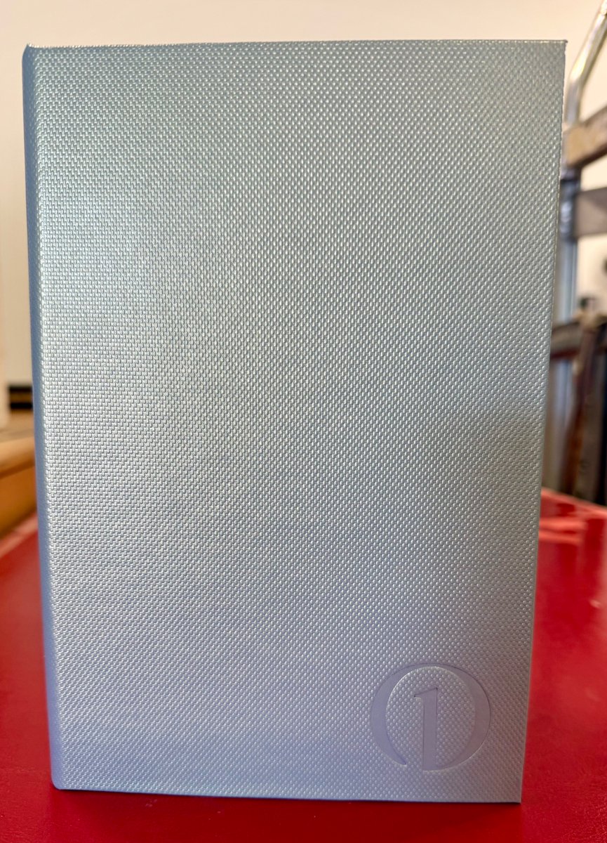 SusanSalk's tweet photo. Boxerbrand is shipping our handcrafted menu covers in Iridescent Dove “Microweave” color way to our wicked cool customer, Delta Air Lines!  ✈️
There’s something especially satisfying about seeing craftsmanship, detail and design leave our factory floor bound for a great airline club!! #Boxerbrand #menucovers #delta