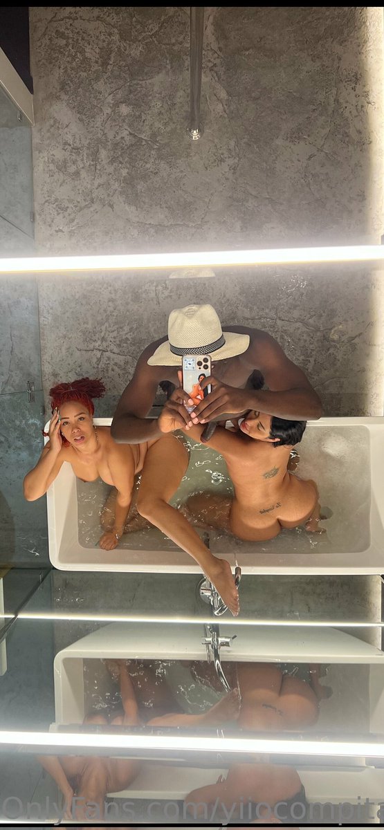 X Videos tweet media