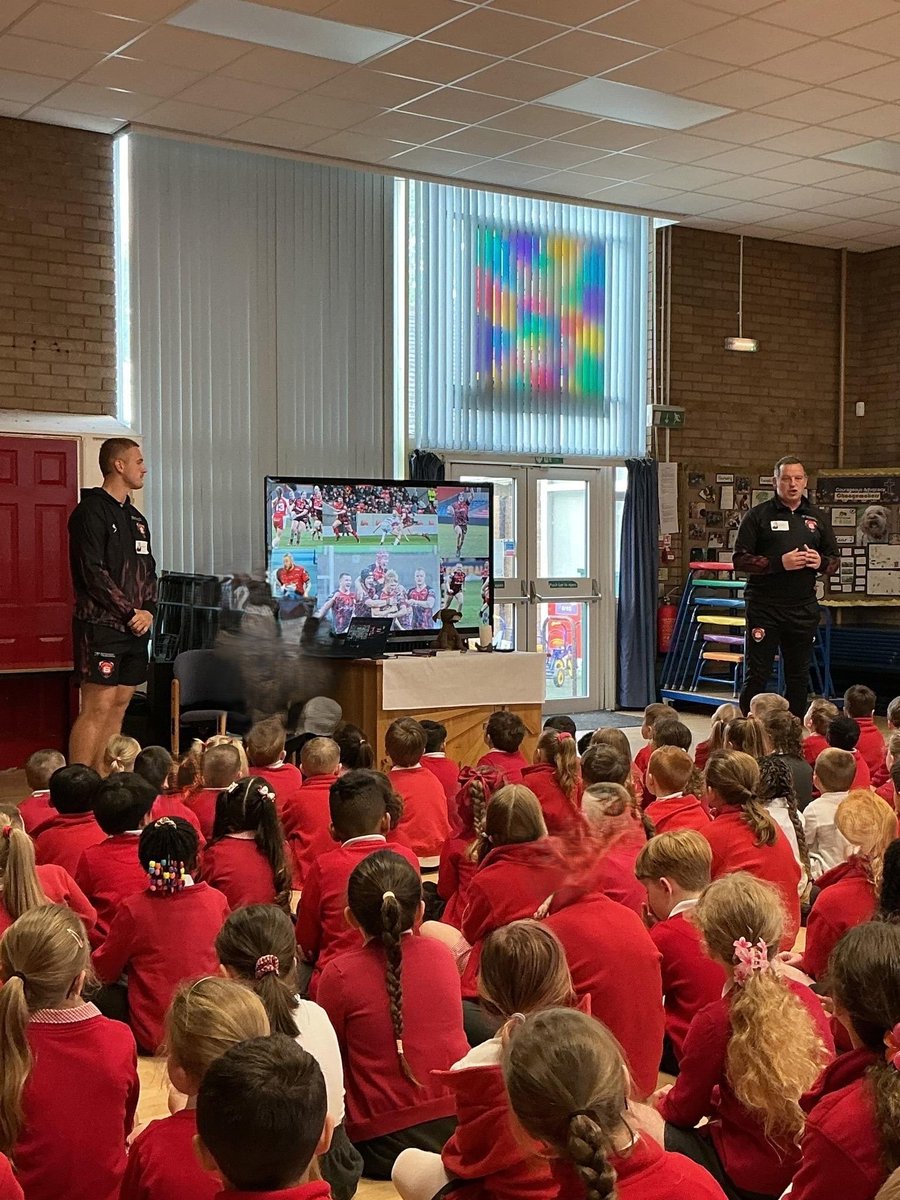 SalfordRLFC_F's tweet photo. It was fantastic to visit St Paul’s Crompton to deliver our ‘Be A Red’ assembly yesterday. 

@rlfcsalford player Charlie Glover spoke to the children about the importance of our ‘Be A Red’ values to him as a player….. https://t.co/UW3SprUepy