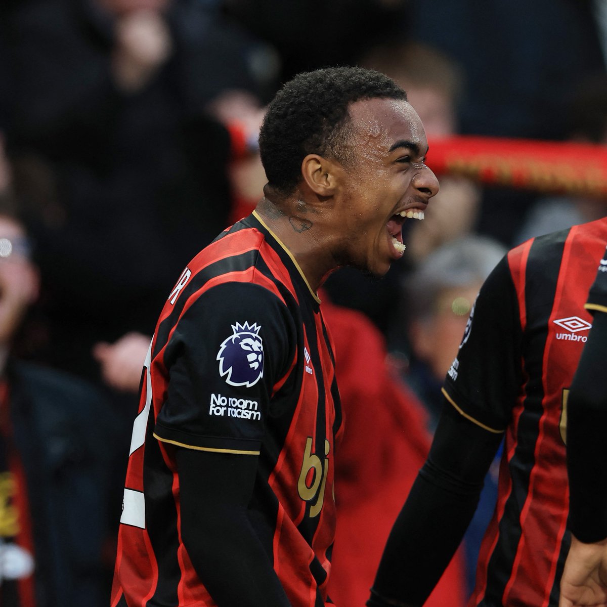 Premier League tweet media