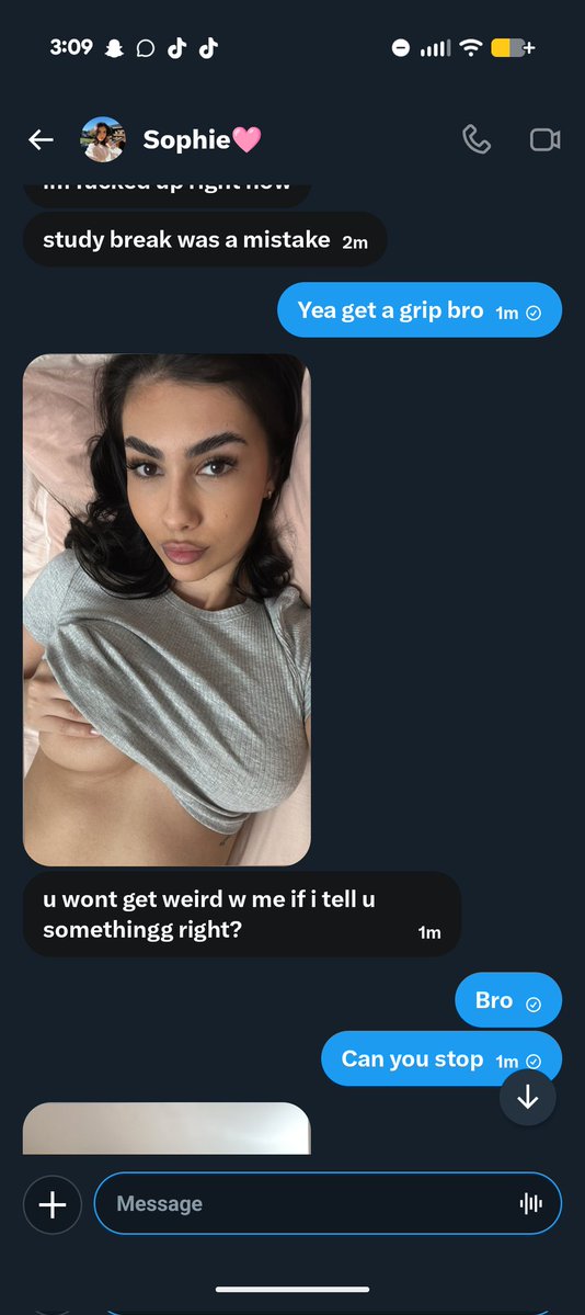 N0_BULL3T$ tweet media