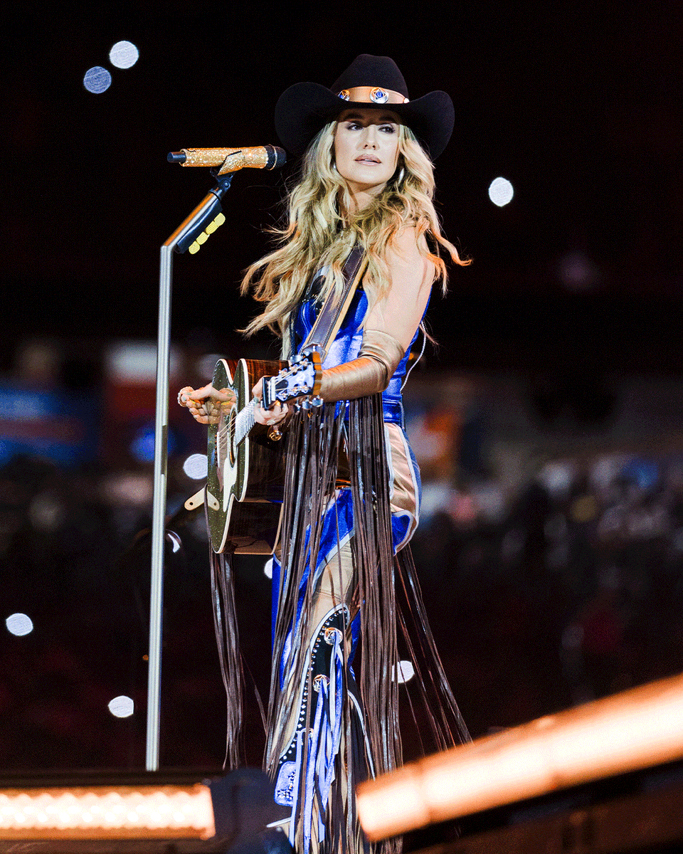 RODEOHOUSTON's tweet photo. It’s @laineywilson day ✨ Happy birthday to our country queen! https://t.co/QUYa3tSpfI