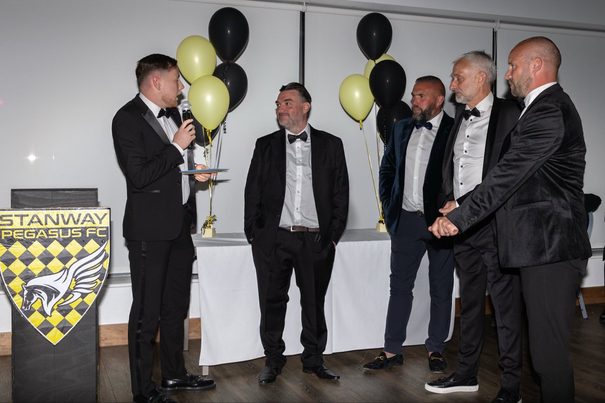 AFCPegasus_'s tweet photo. Awards night done right ✨

An incredible evening celebrating hard work, achievements, and success’.

🏆Players Player - Freddie Hayes
🏆Managers Player - Freddie Hayes
🏆Top Goalscorer - Callum Griffith

#UTSP 🟡⚫️ https://t.co/QrntTIIWSc