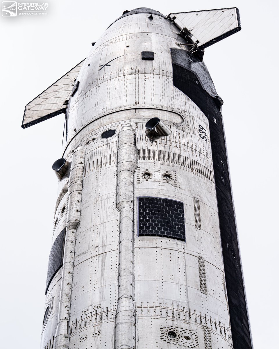 interstellargw's tweet photo. Ship 39 https://t.co/pFaSjwMkCj