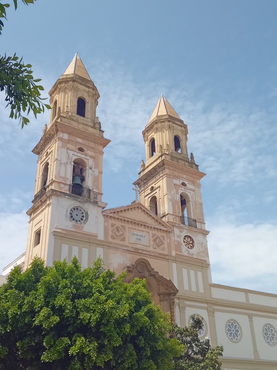 EarthLover83's tweet photo. Welcome to Cádiz! https://t.co/xjaRuIkKr8