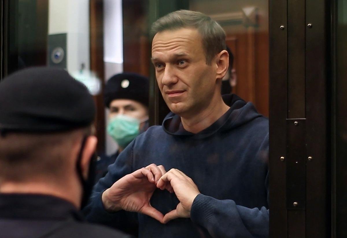 Вместе против tweet media