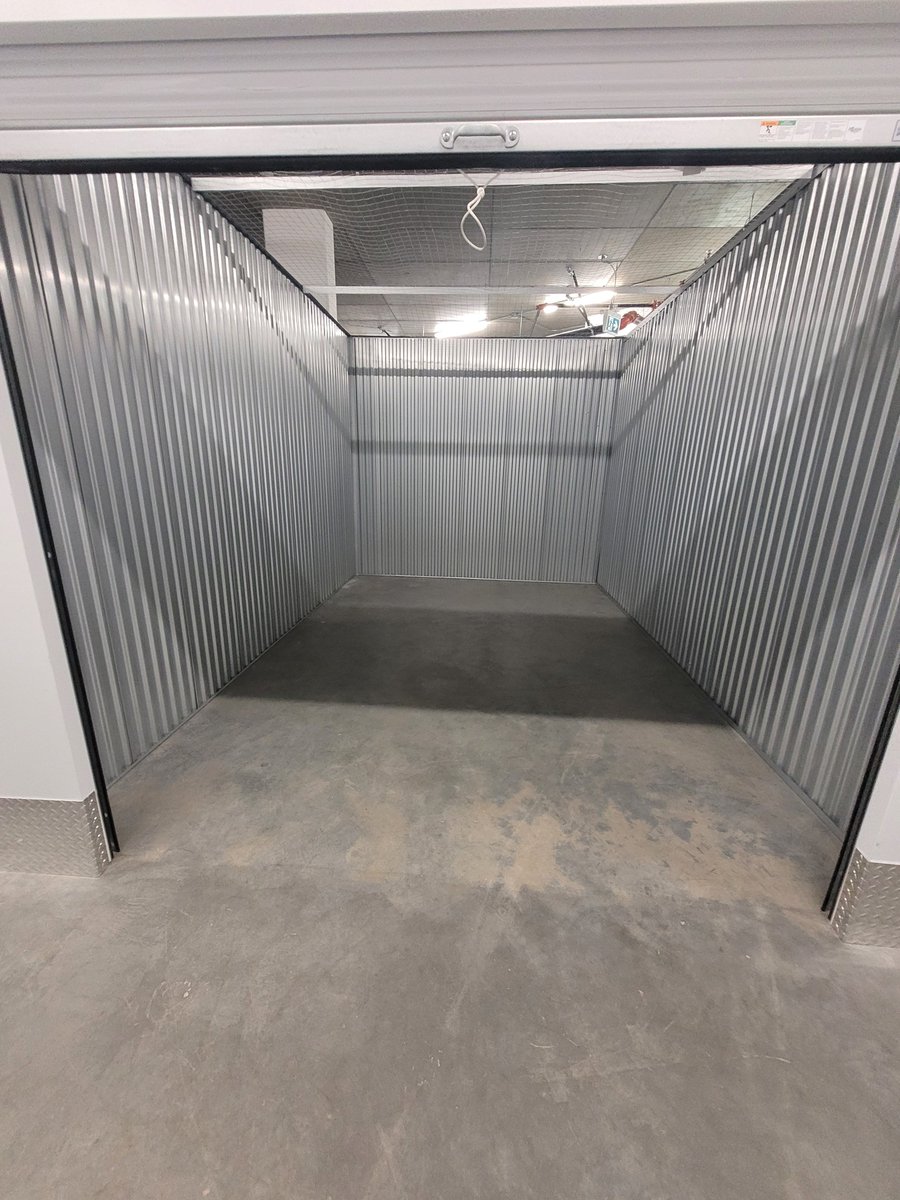 KeySelfStorage's tweet photo. Promotion alert!! All 10x15 units have 2nd month free. Rent your unit today 604-973-5555 / https://t.co/qOvY0YhUT9 https://t.co/giugTHnCTE