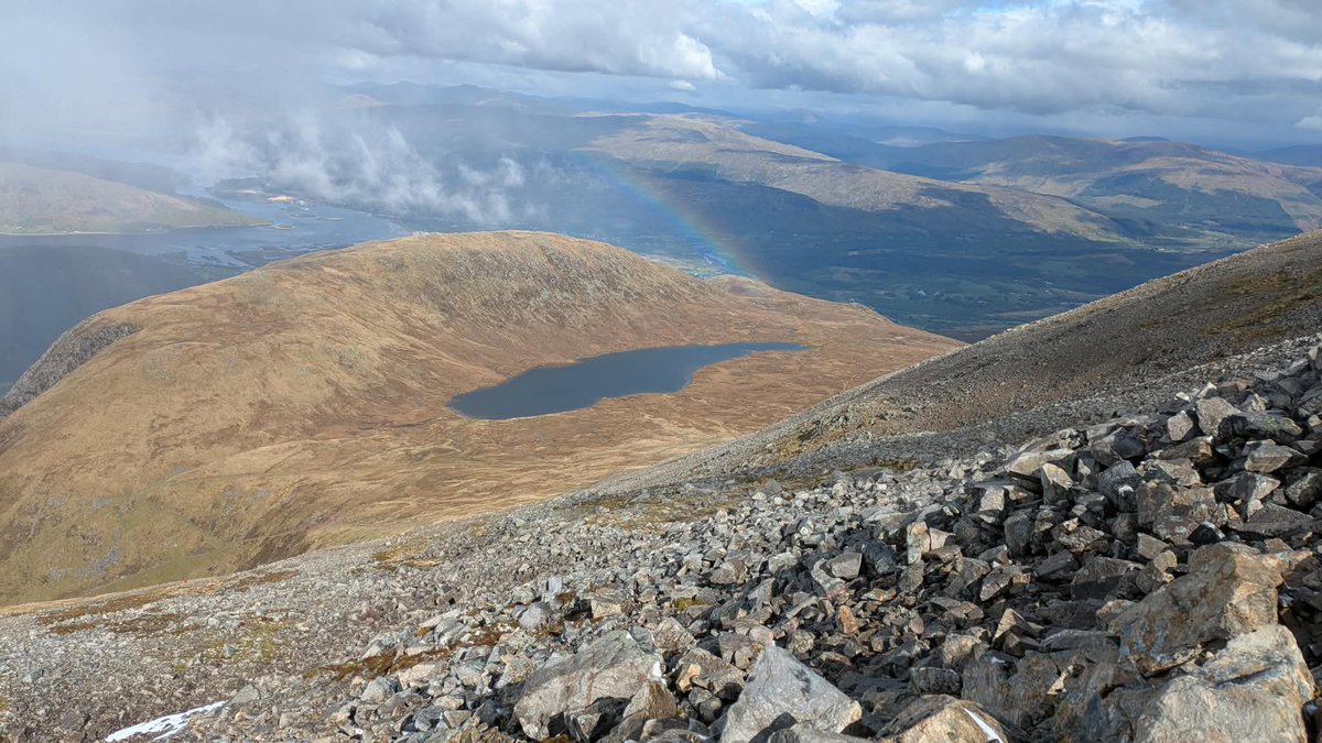 jetset8bit's tweet photo. I climbed Ben Nevis on my holiday last week ! 👍 https://t.co/F7aKnOKvHk