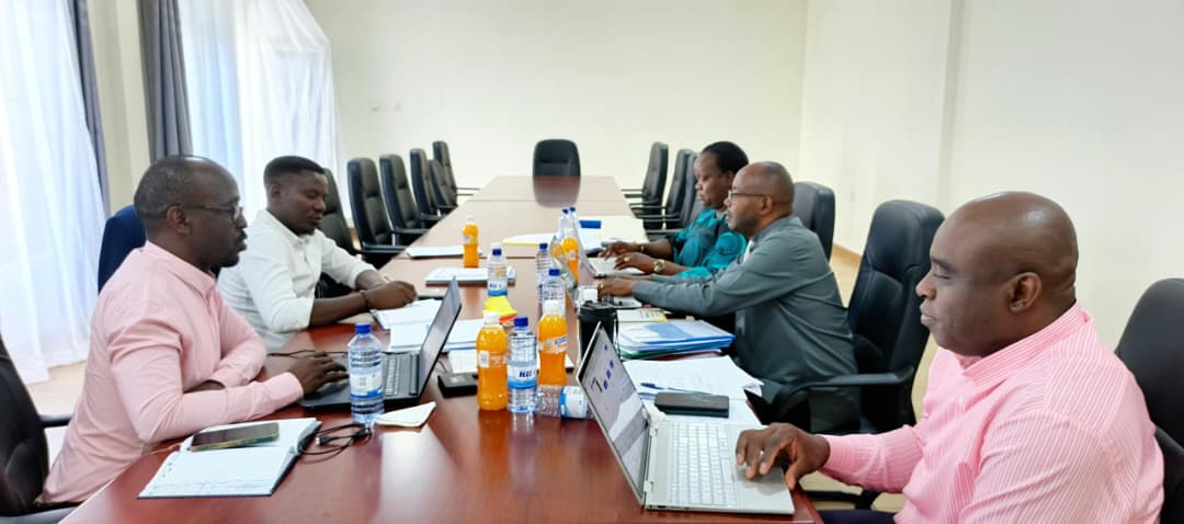 RwandaCejp's tweet photo. 🌍 Today, CEJP Rwanda received Transparency International Rwanda for a due diligence day for our new project: “Holding duty bearers accountable to environmental and social safeguards.” We remain committed to strong safeguards, transparency, and real accountability 🤝📋 https://t.co/gXAnfdVMK5
