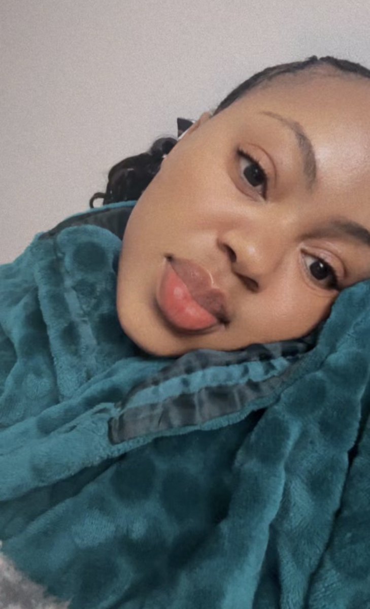 Tshegofatso🍓 tweet media