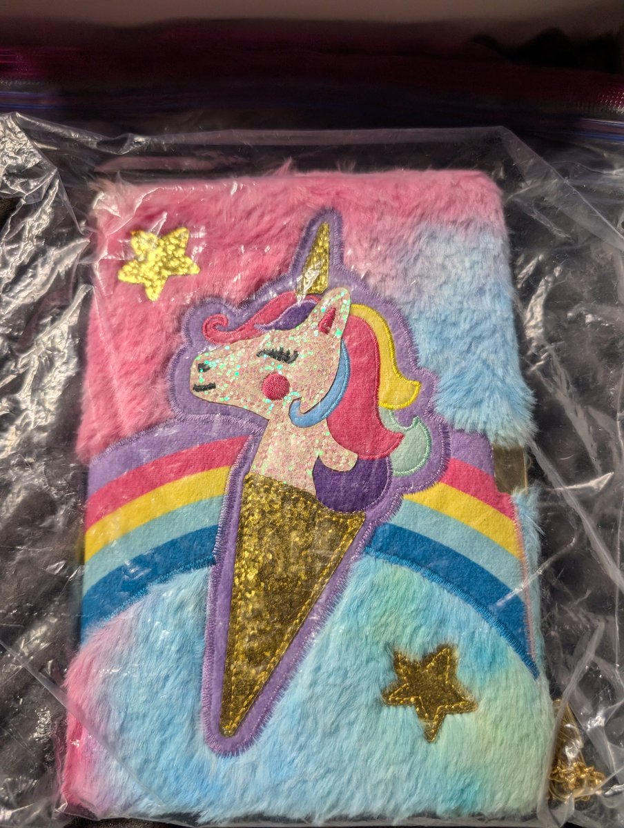 Sticky 🦄💨✨ tweet media