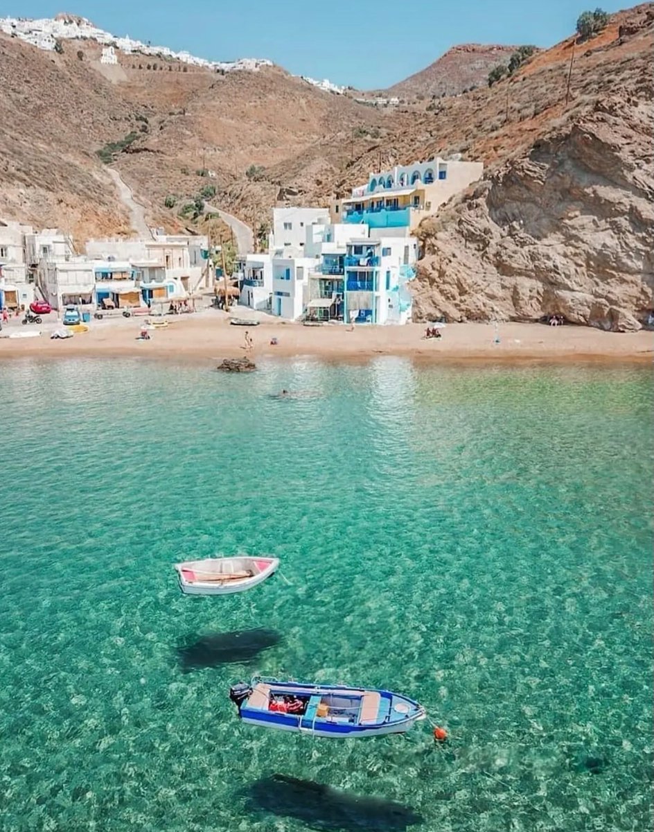 WaterSoul55's tweet photo. Islands of Greece 🇬🇷
1.  Ithaca
2. Kimolos
3.  Kythnos
4.  Anafi https://t.co/m4hX6Pzgai