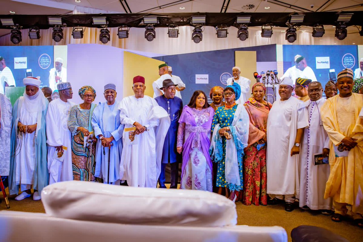 SGFAkume's tweet photo. The event brought together distinguished statesmen, military veterans, public officials, diplomats, academics, and leaders from across the country in honour of a man whose leadership remains deeply connected to Nigeria’s history, unity, and post-war reconciliation journey. https://t.co/s3YpEb6JwH