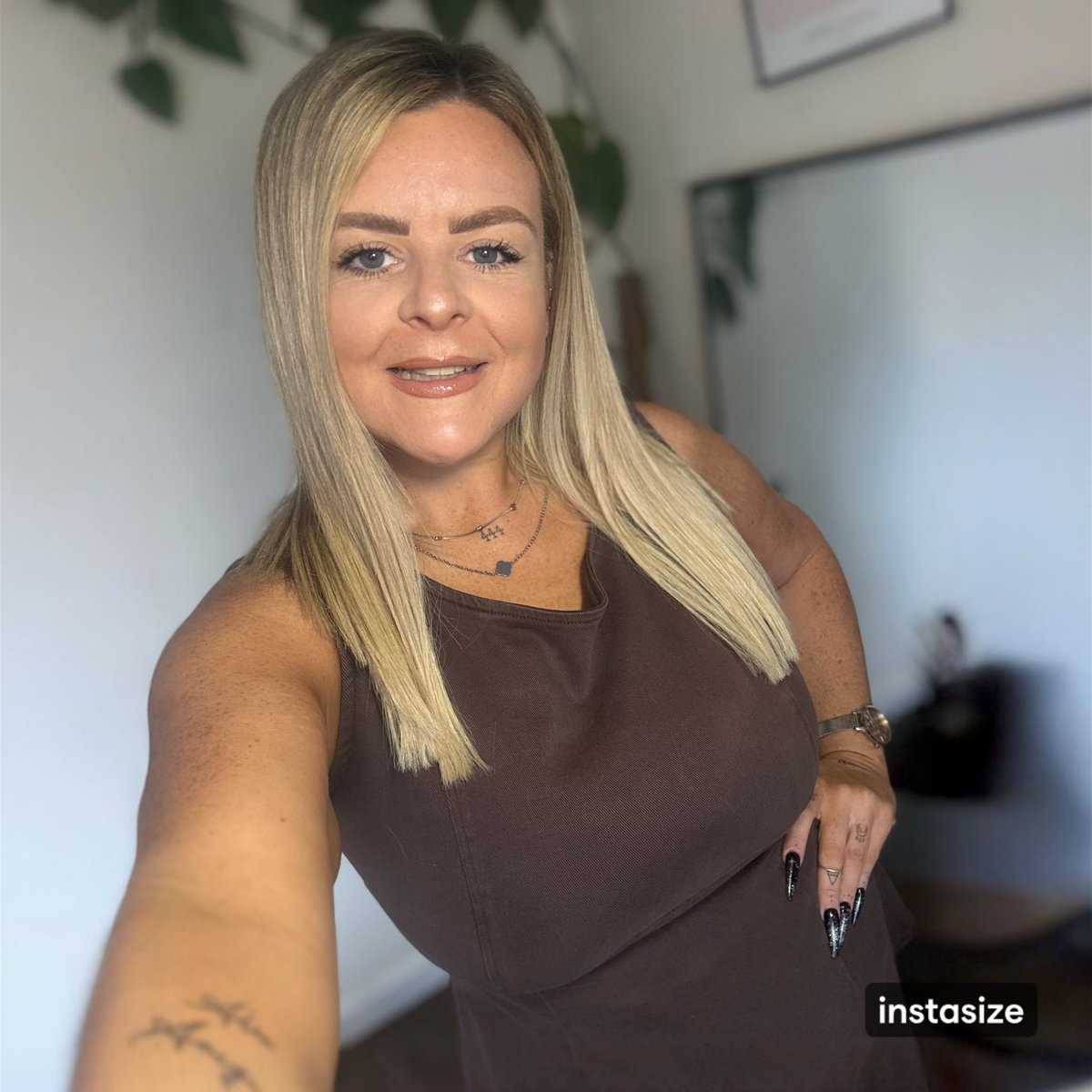 Bustyblonde7 tweet media