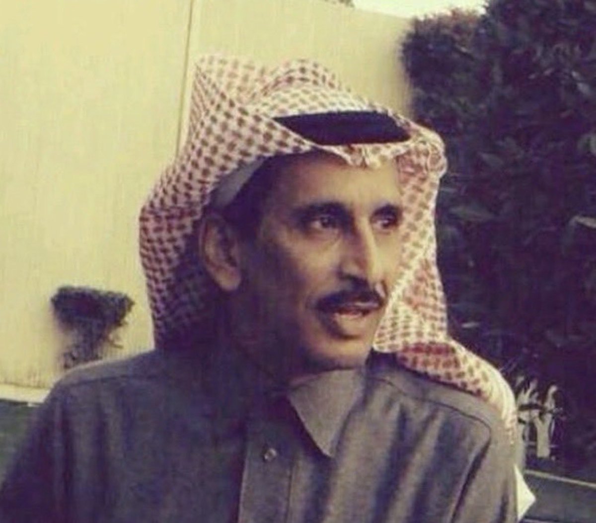 BN333's tweet photo. عن عزة النفس اختصرها 

 " مساعد الرشيدي الله يرحمه "

محد يخليني على مفرق طريق 
انا الطريق من اوله لـين آخره https://t.co/s4SzIb4yXI