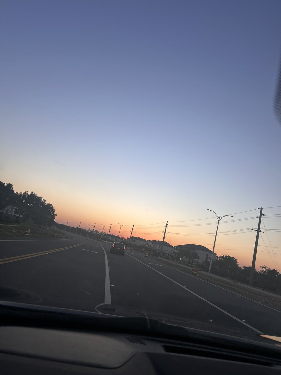 sadgirlnattie's tweet photo. God’s personal artwork https://t.co/XVakdQZxG7