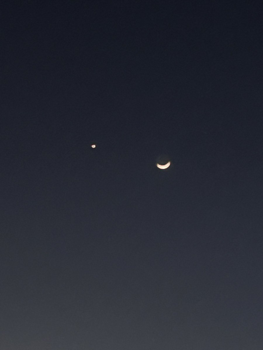 sadgirlnattie's tweet photo. God’s personal artwork https://t.co/XVakdQZxG7