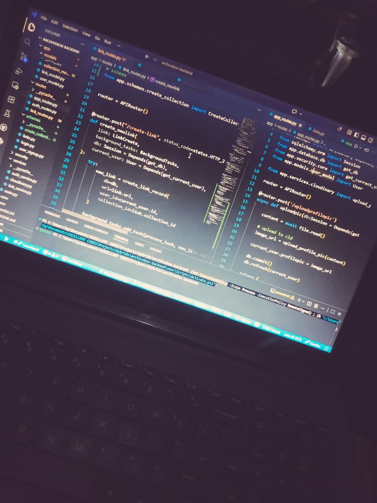 ExcellentAyomi2's tweet photo. Stepping into a new phase as a developer while rebuilding my portfolio and working on a full-stack project. 😉 #tech #texdev #software https://t.co/2iIlrH5NSf