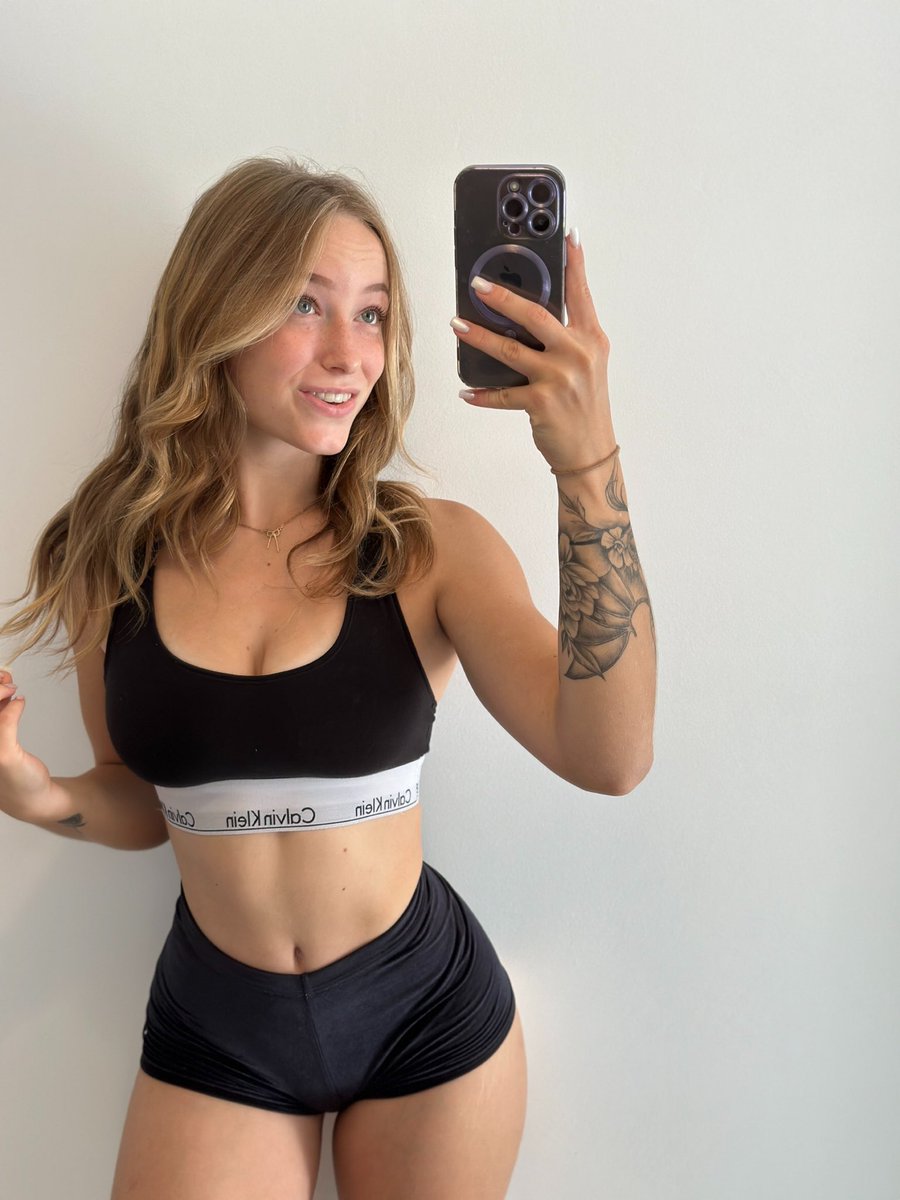 Emma tweet media
