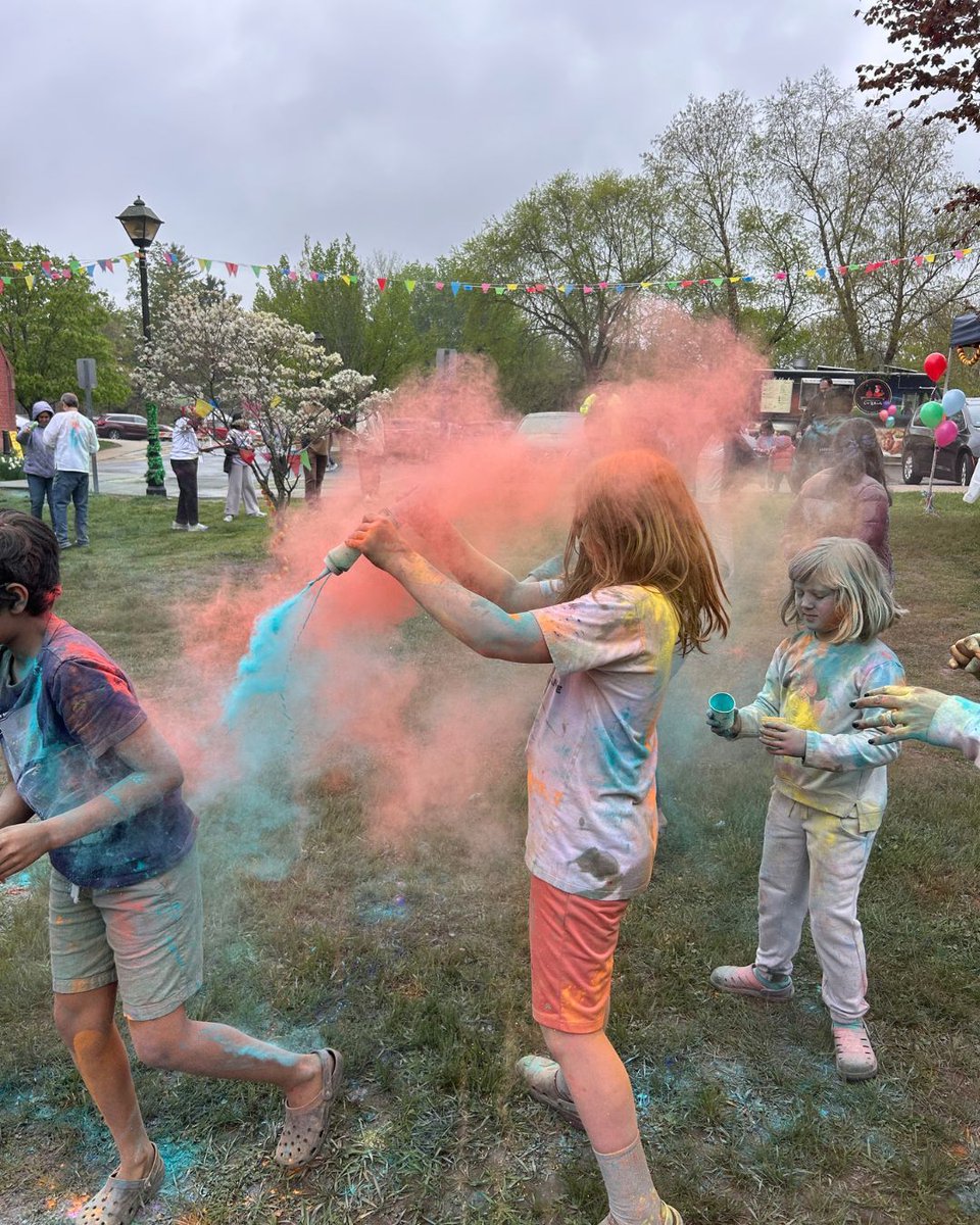 ActonCitLibrary's tweet photo. Thank you to everyone who came out to celebrate our Holi event on May 9th! 🌈 It was such a fun and vibrant day, and we’re so grateful to share it with this amazing community.

Want to relive the fun? Check out our public Facebook album here:
https://t.co/1pVtx4aI03 https://t.co/0GLy8K3lXV
