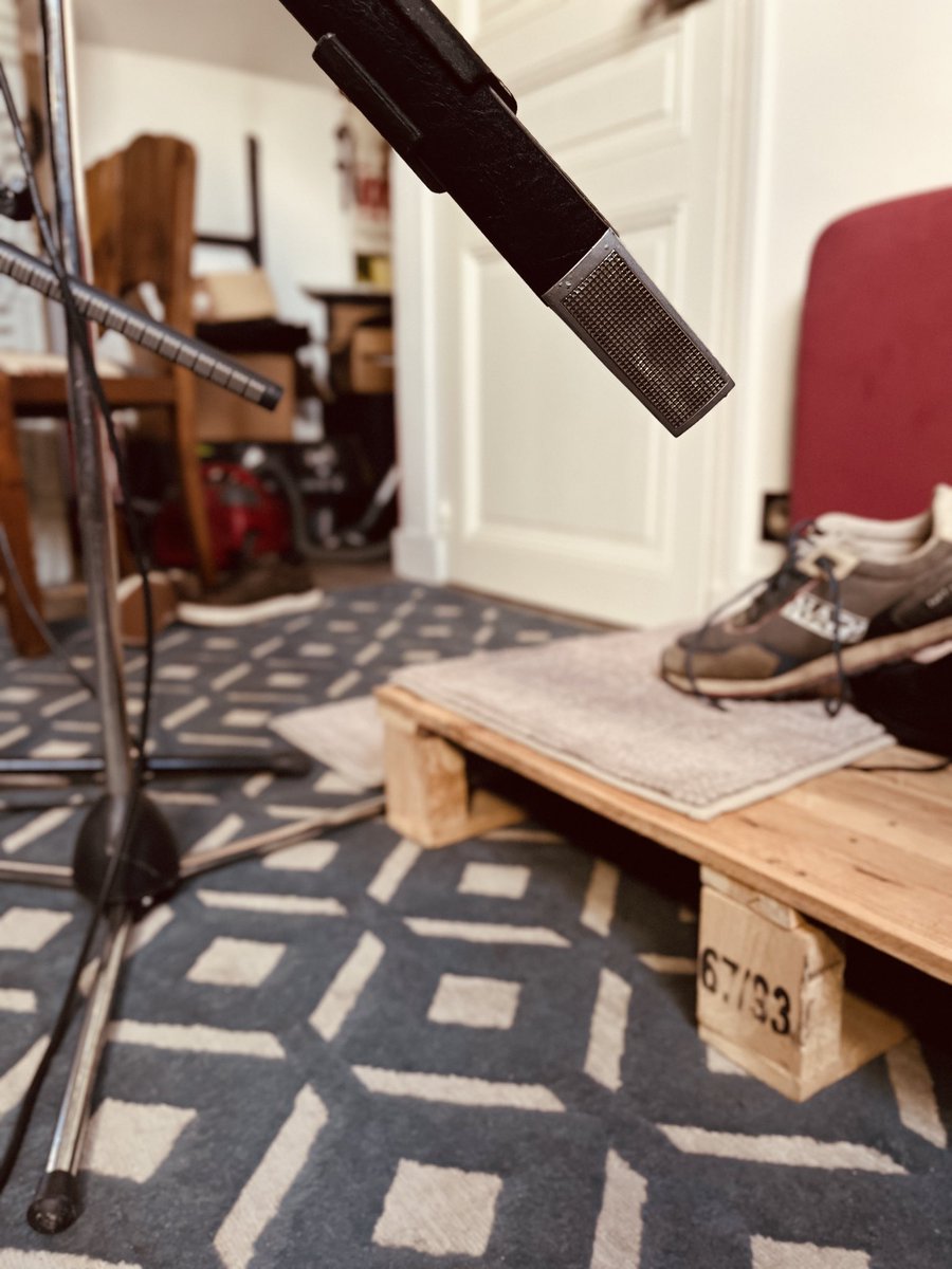 fdevanlay's tweet photo. Foley work for a #game ❤️ at Big wheels studio https://t.co/TdzLq49xPE