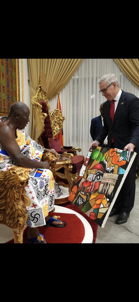 SharonPadi's tweet photo. A proud cultural and artistic moment as the European Union Ambassador to Ghana presents My painting to His Majesty the Asantehene, .
Art continues to build bridges between nations, cultures, heritage, and humanity. Grateful for the opportunity to represent Ghanaian creativity. https://t.co/wzgESRuUEO