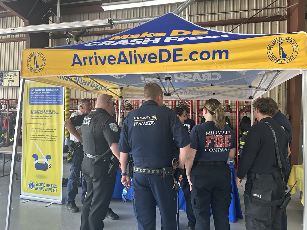 highwaysafetyDE's tweet photo. This weekend, we went statewide to deliver some safe driving lessons: slow down and obey the speed limit, never drive under the influence of alcohol or drugs, and always wear a seatbelt. Learn more about how you can make DE crash free: https://t.co/X7OtBAnqP7 https://t.co/oIYgtrHAVq