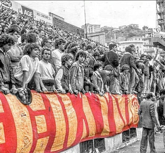 Antifa_Ultras tweet media