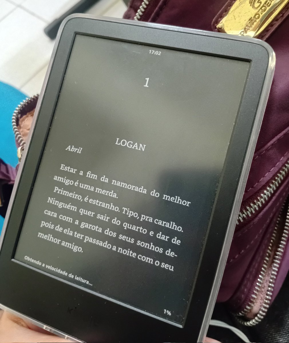 hsrleyquinzel's tweet photo. #relendo p alimentar meu off campus brainrot https://t.co/oNgIryMo3P