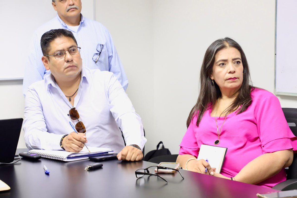 SEFIRC_COAH's tweet photo. ✅SEFIRC integró 300 Comités Internos de Blindaje Electoral en dependencias estatales y los 38 municipios de Coah en los que participan más 1200 coahuilenses para vigilar el uso correcto de programas sociales, vehículos e inmuebles oficiales en el marco del Proceso Electoral 2026 https://t.co/yhvzevvruE