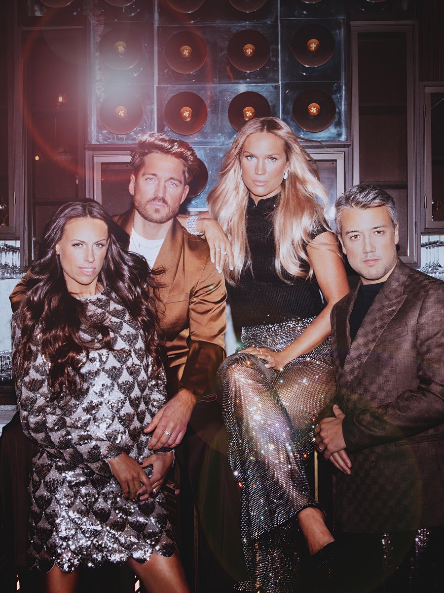 A*Teens tweet media