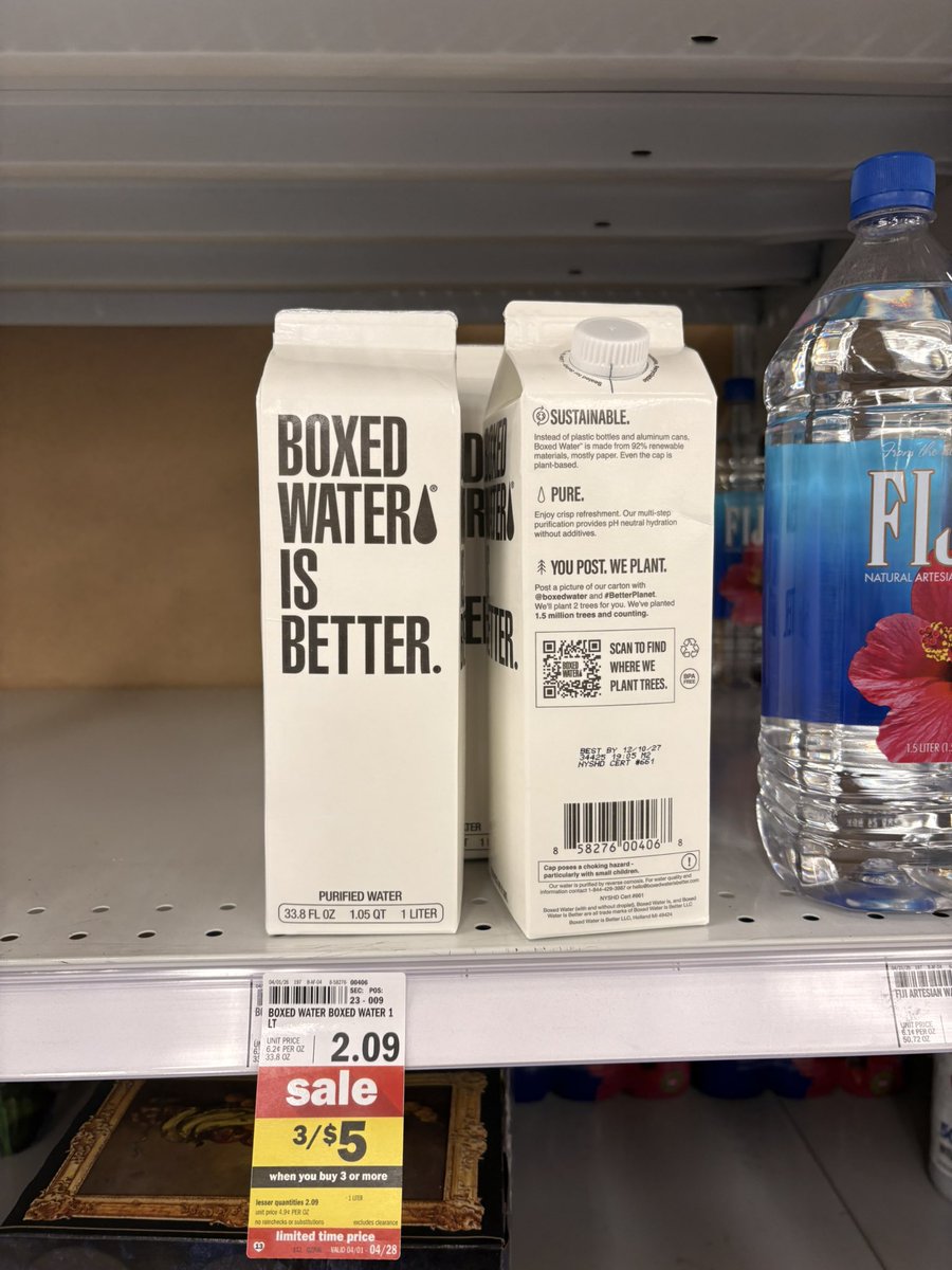 DreadIsGone_'s tweet photo. Boxed water… https://t.co/dPruIas6Ny