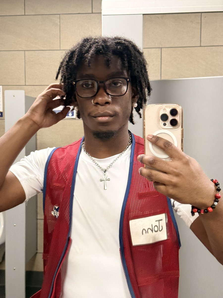 Super fucking evil guy Jax tweet media