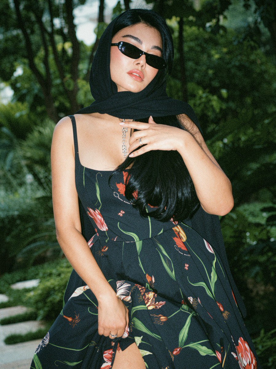 lovhaifa's tweet photo. She’s genuinely so beautiful💚💚
@HaifaWehbe https://t.co/fw9nBXyYPY