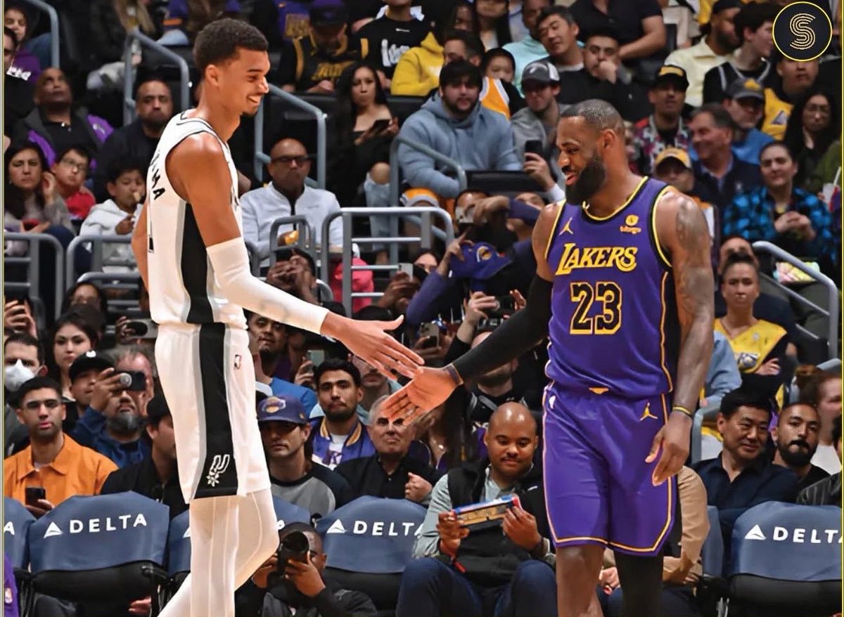 Hoops tweet media