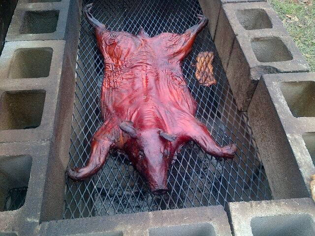 The Swine Spectator 🐷 + 🔥 = 🍖 tweet media