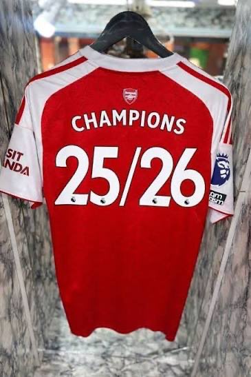 RedDevilArchive's tweet photo. Arsenal Officially Win The League 🤯 Crazy that this has actually happened now!! https://t.co/4qn40DD9Xc