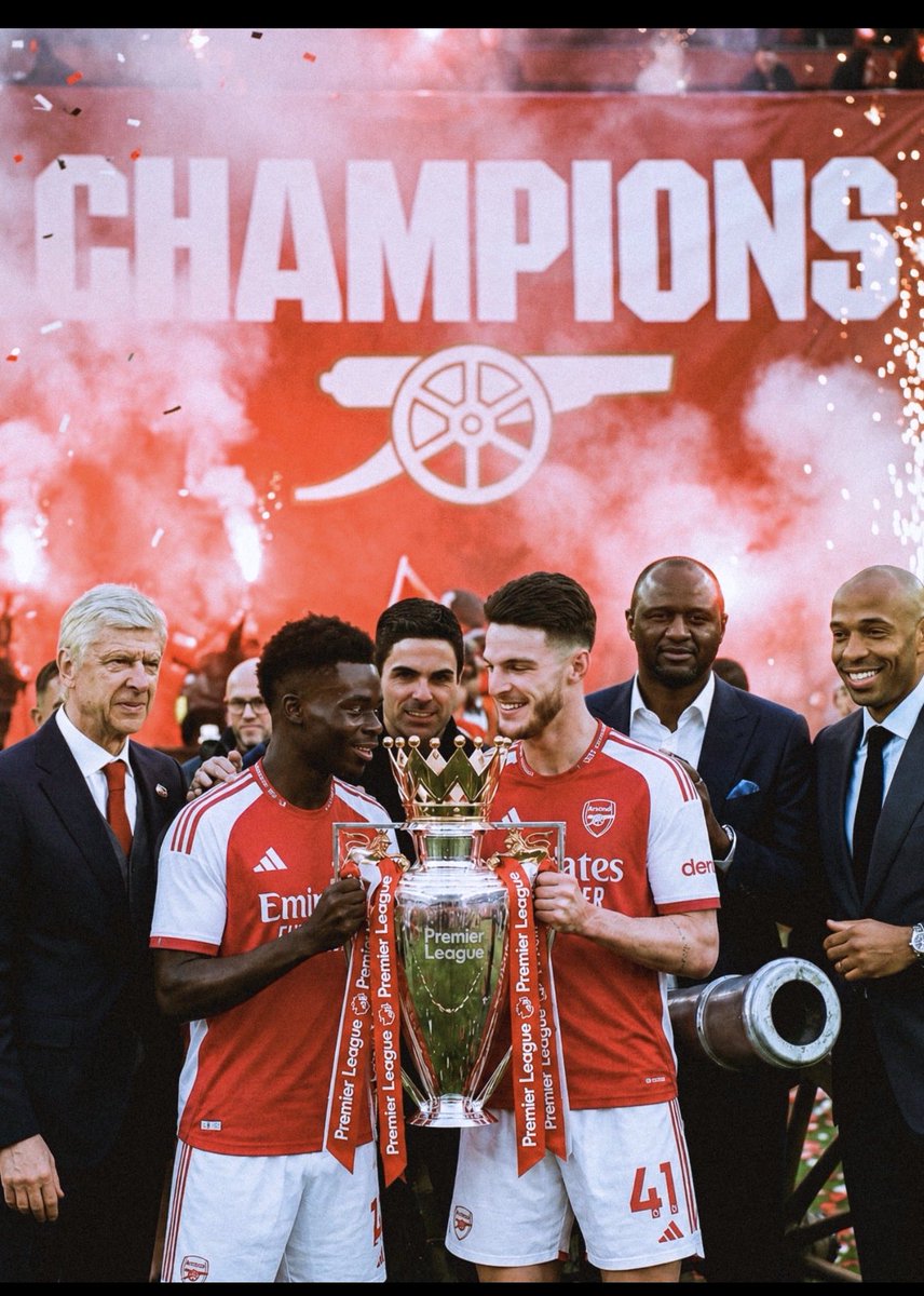 bidemcious01's tweet photo. WE ARE THE CHAMPIONS !!! #COYG #ARSENAL https://t.co/A0fweRtMPT