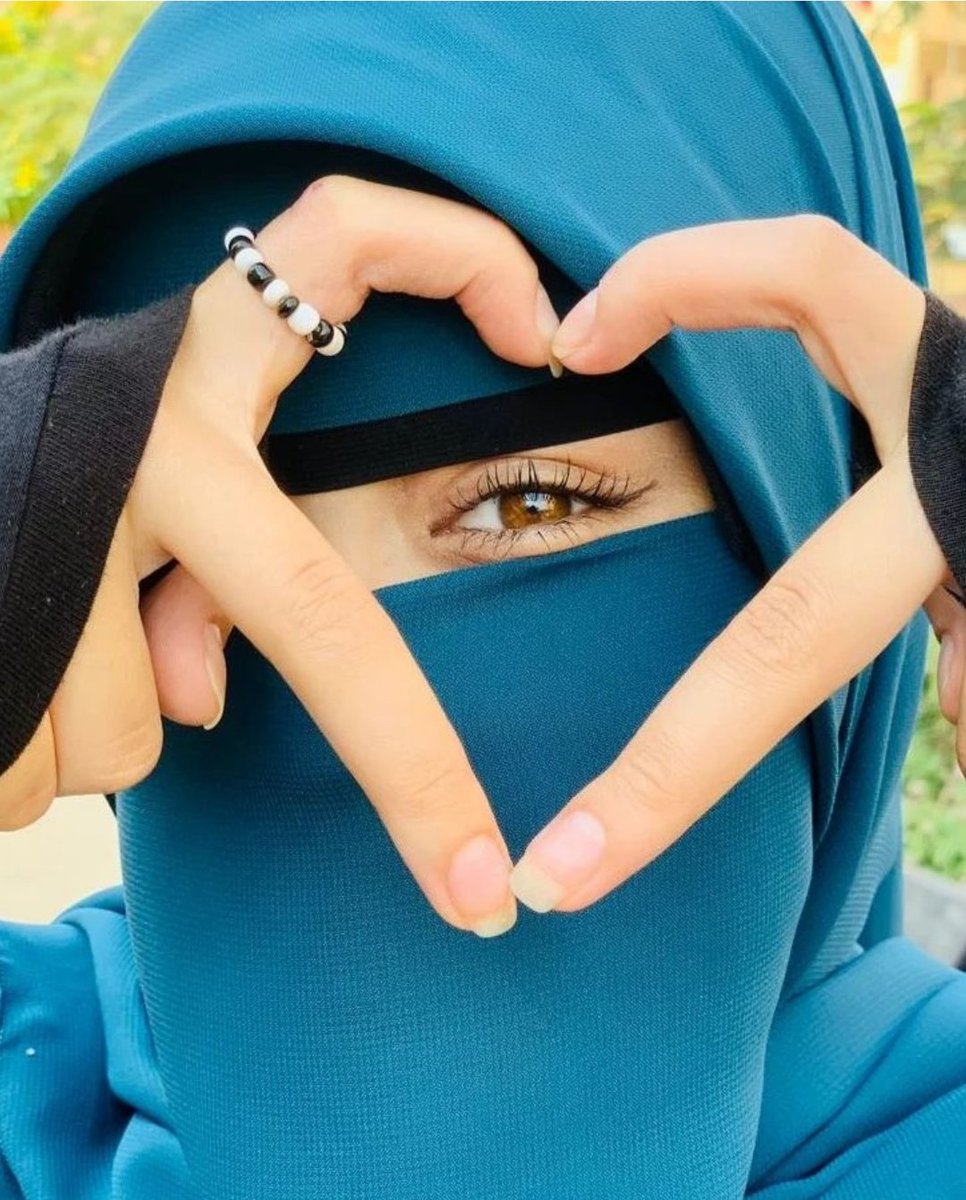منى محمد tweet media