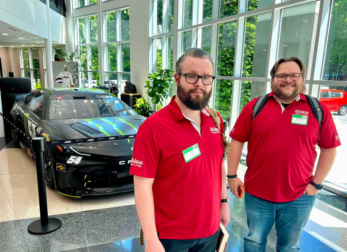 Fastechllc's tweet photo. Fastech CEO Alan Pearce is in North Carolina this week for the Motorsport Industry Association Business Development Visit connecting with leaders shaping the future of motorsport engineering. Faster development, lighter parts, complex geometries 
#AdditiveManufacture #Motorsport https://t.co/GqHjhHFP4N