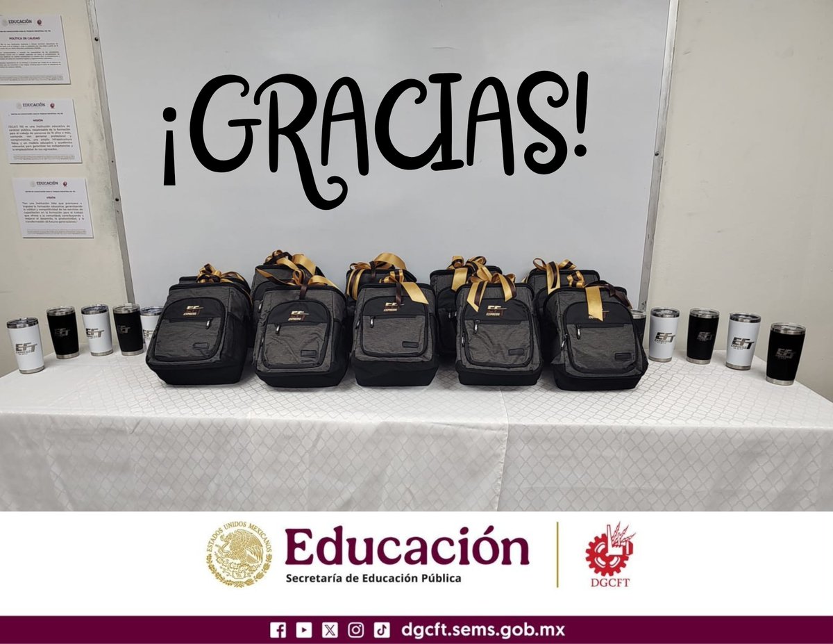 cecati193's tweet photo. El día de ayer lunes 18 de mayo, egresó la octava generación 2025-2026 de Operadoras y Operadores Profesionales de Autotransporte de Carga del CECATI 193.
Agradecemos a la empresa EFT Express y a sus representantes,  por su apadrinamiento y motivación a nuestros estudiantes. https://t.co/Btds3pMW3J