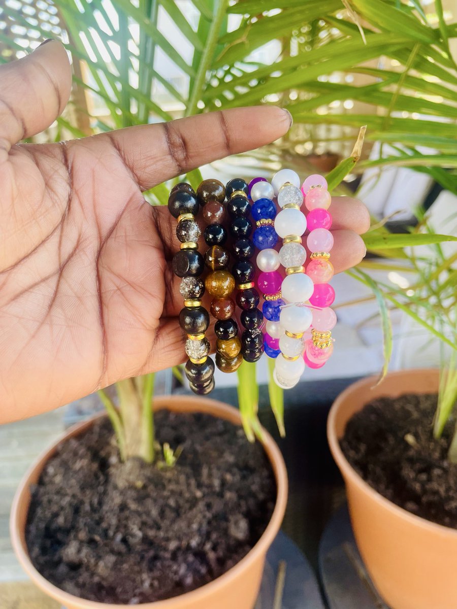 ChelseaSoReal's tweet photo. This week’s creation, I made bracelets and love how the colors came together. Which ones are your favorites? If interested in one of these bracelets let me know ! Also open to making any customized bracelets 💓 IG: PoeticCreationsLLC #handmade #bracelet #jewelryart https://t.co/g3a8mkOvaQ