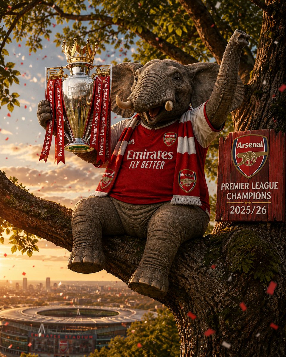 abhndv's tweet photo. Elephant still on top of the tree btw… just not empty handed anymore 🏆

@Arsenal https://t.co/osGZ1giJgF